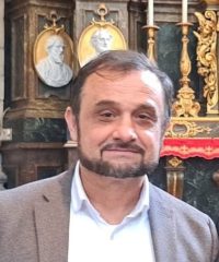 dr alber nikollla